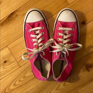Pink converse